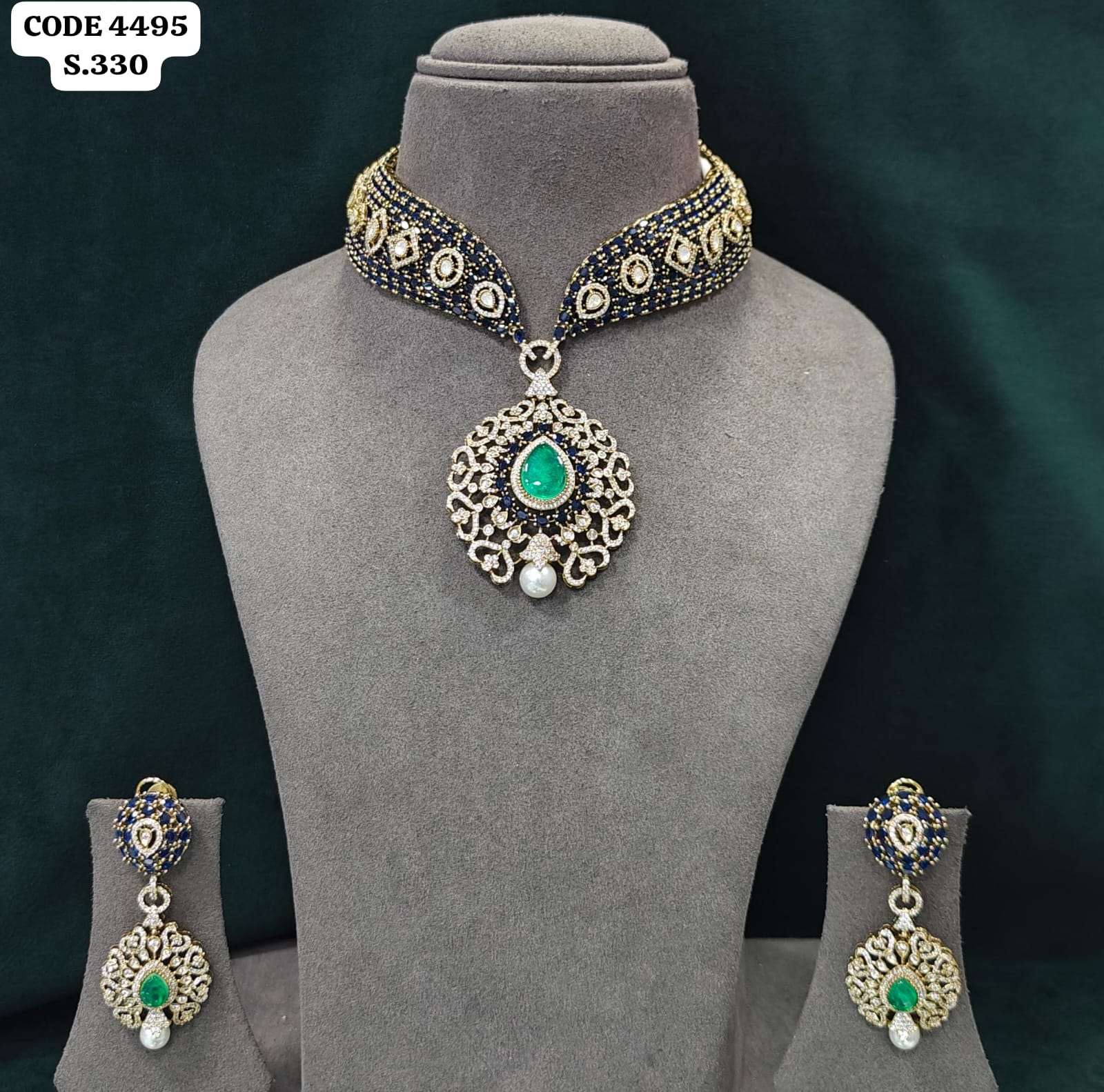 Necklace Set 070